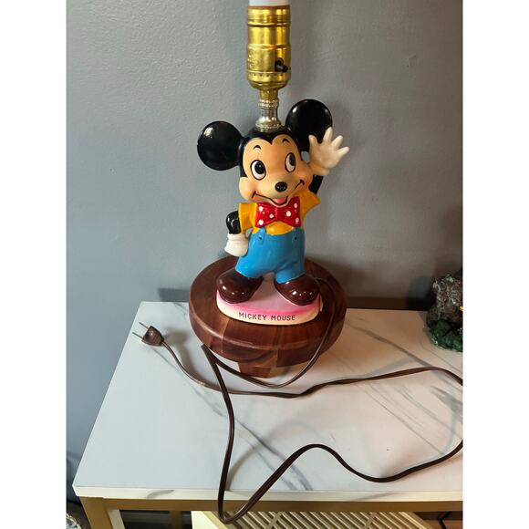 Vintage 1970s Disney Productions Mickey Mouse Ceramic Lamp – Works Great! - Picture 2 of 11
